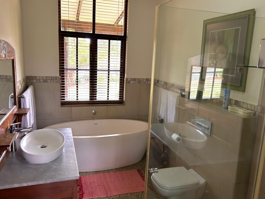 10 Bedroom Property for Sale in Hartbeesfontein North West